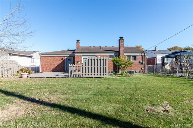 Builiding view one for 14411 Nola, Livonia, MI. 48154