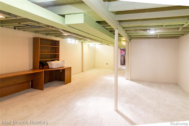 Builiding view twelve for 14411 Nola, Livonia, MI. 48154