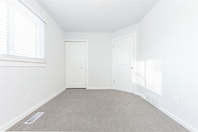 Builiding view eighteen for 38393 Mason, Livonia, MI. 48154