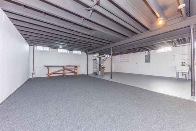 Builiding view twenty six for 38393 Mason, Livonia, MI. 48154