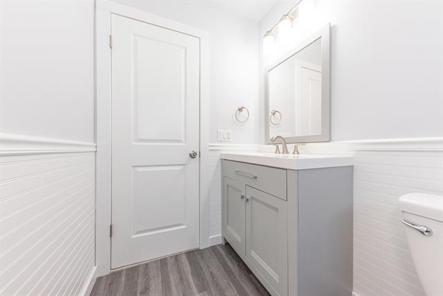 Builiding view twenty two for 38393 Mason, Livonia, MI. 48154