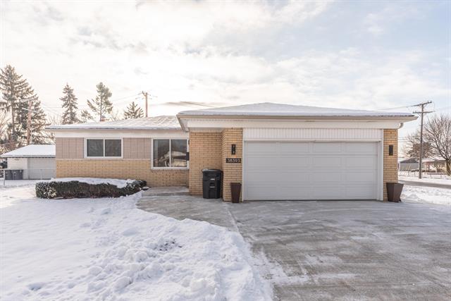 front view for 38393 Mason, Livonia, Mi. 48154