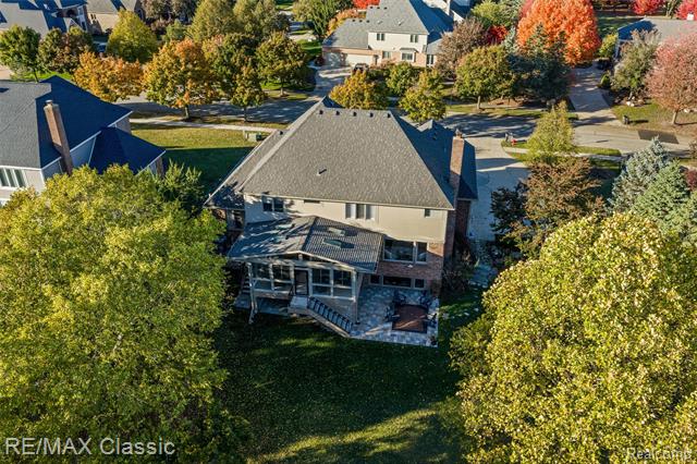 Builiding view forty eight for 17994 Stonebrook, Northville, MI. 48168