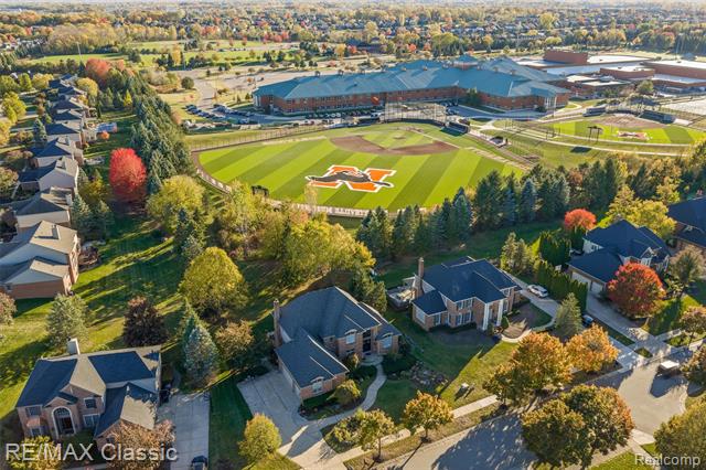 Builiding view forty nine for 17994 Stonebrook, Northville, MI. 48168
