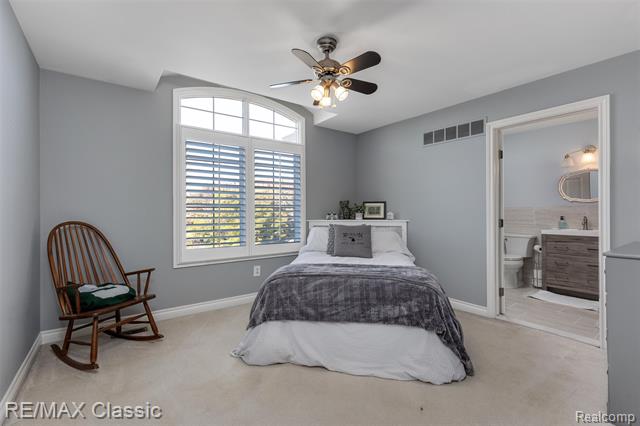 Builiding view thirty one for 17994 Stonebrook, Northville, MI. 48168