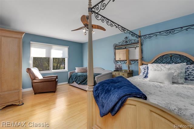 Builiding view thirty three for 17994 Stonebrook, Northville, MI. 48168