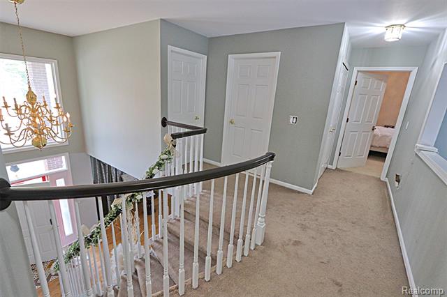 Builiding view thirty four for 39405 Windsome, Northville, MI. 48167