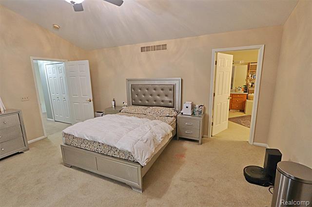 Builiding view thirty seven for 39405 Windsome, Northville, MI. 48167