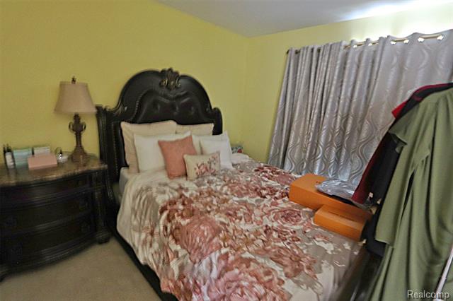 Builiding view thirty three for 39405 Windsome, Northville, MI. 48167