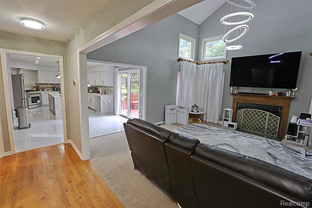 Builiding view twenty eight for 39405 Windsome, Northville, MI. 48167