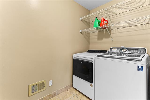 Builiding view thirty one for 49896 Parkside, Northville, MI. 48168