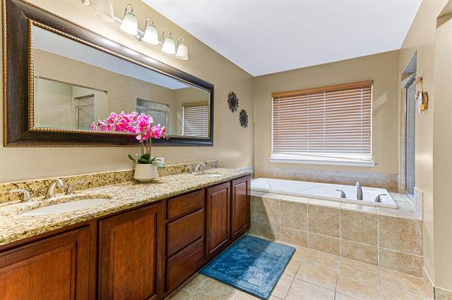 Builiding view twenty three for 49896 Parkside, Northville, MI. 48168