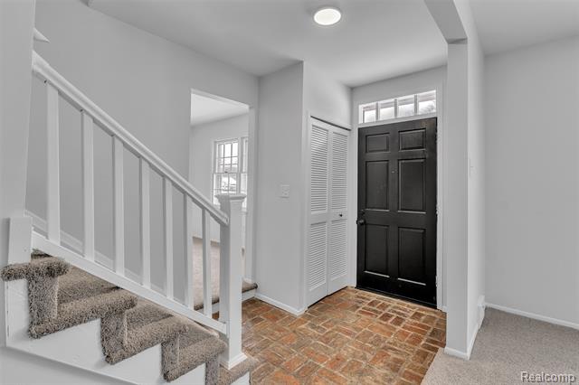 Builiding view five for 23520 Rockingham, Southfield, MI. 48033