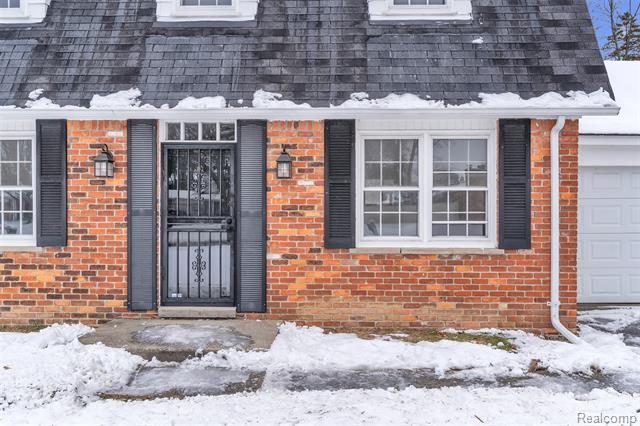 Builiding view four for 23520 Rockingham, Southfield, MI. 48033