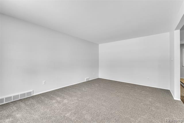 Builiding view nine for 23520 Rockingham, Southfield, MI. 48033