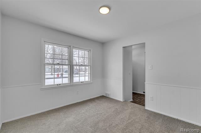 Builiding view ten for 23520 Rockingham, Southfield, MI. 48033