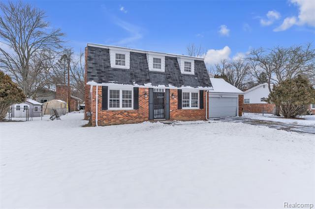 Builiding view three for 23520 Rockingham, Southfield, MI. 48033