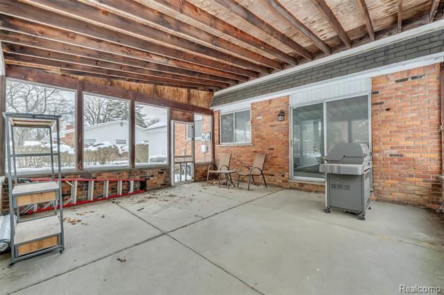 Builiding view twenty seven for 23520 Rockingham, Southfield, MI. 48033