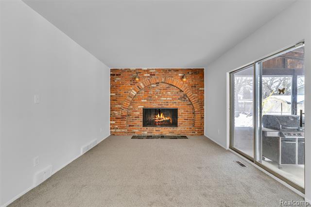 Builiding view twenty three for 23520 Rockingham, Southfield, MI. 48033