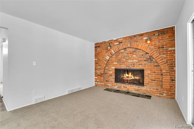 Builiding view twenty two for 23520 Rockingham, Southfield, MI. 48033