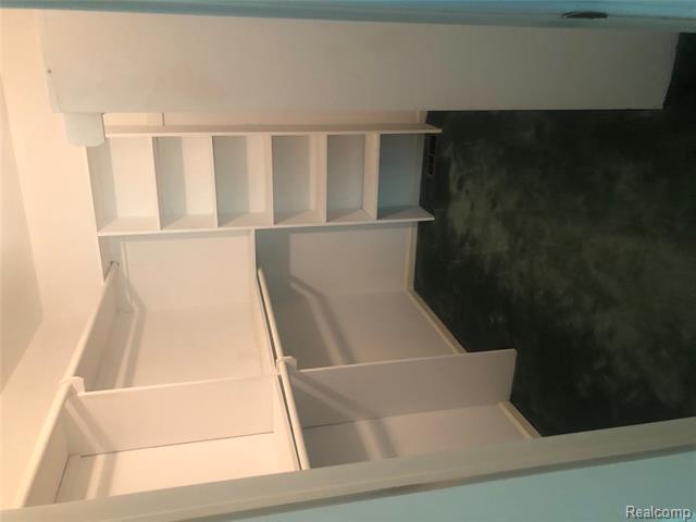 Builiding view fourteen for 40745 N Northville, Northville, MI. 48168