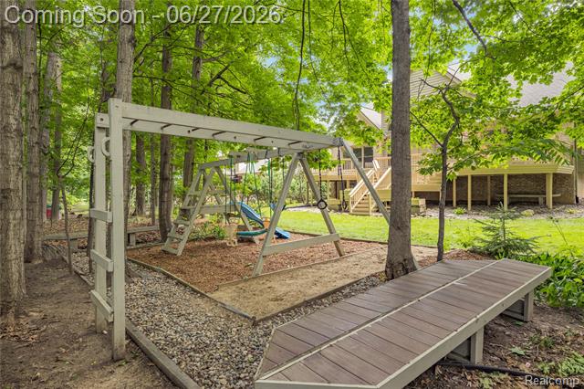 Builiding view fifty four for 39566 Danielle, Northville, MI. 48167