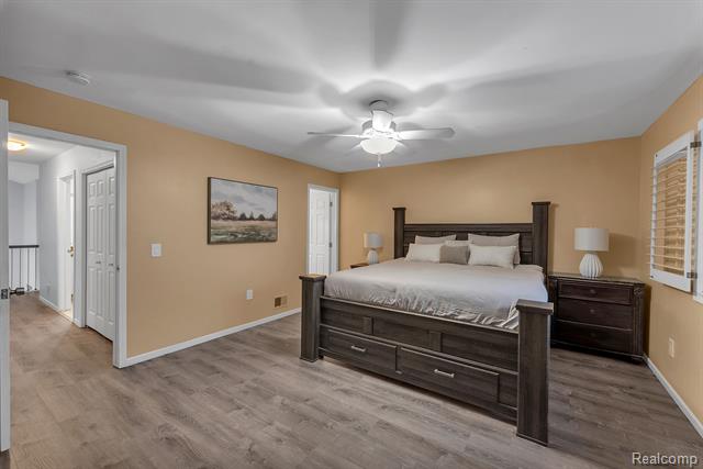 Builiding view seventy for 46575 Red Oak, Northville, MI. 48168