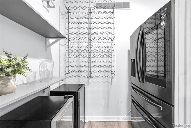 Builiding view sixty one for 46575 Red Oak, Northville, MI. 48168