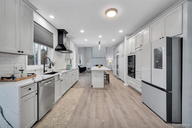 Builiding view thirty eight for 46575 Red Oak, Northville, MI. 48168