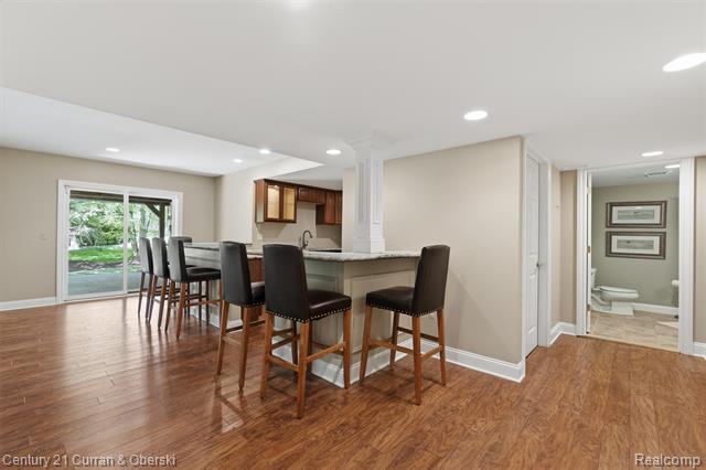 Builiding view fifty six for 24081 Wintergreen, Novi, MI. 48374