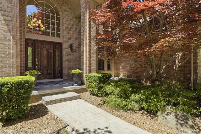 Builiding view five for 24081 Wintergreen, Novi, MI. 48374