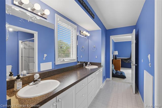 Builiding view forty five for 24081 Wintergreen, Novi, MI. 48374