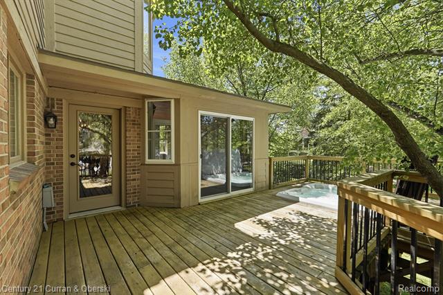 Builiding view sixty eight for 24081 Wintergreen, Novi, MI. 48374