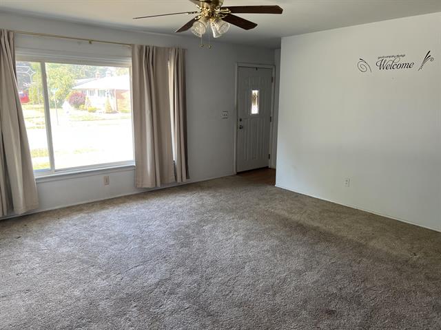 Builiding view six for 19436 Donna, Livonia, MI. 48152