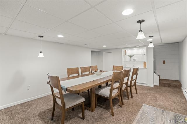 Builiding view twenty three for 16537 Pollyanna, Livonia, MI. 48154