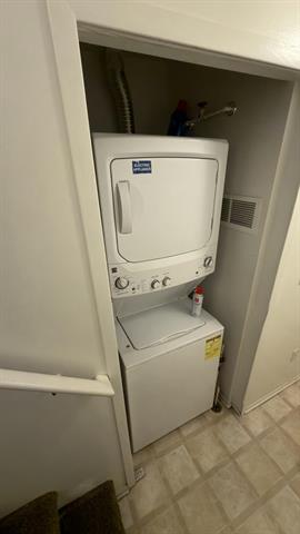 Builiding view twelve for 15602 Stone Crossing, Southfield, MI. 48075