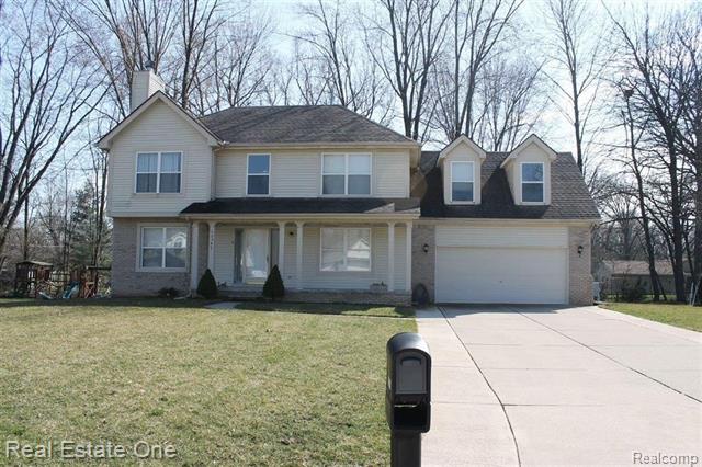 front view for 30947 Kenwood, Livonia, Mi. 48152