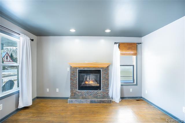 Builiding view one for 19953 Wakenden, Redford, MI. 48240