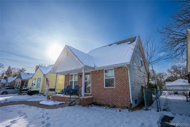 Builiding view sixteen for 19953 Wakenden, Redford, MI. 48240