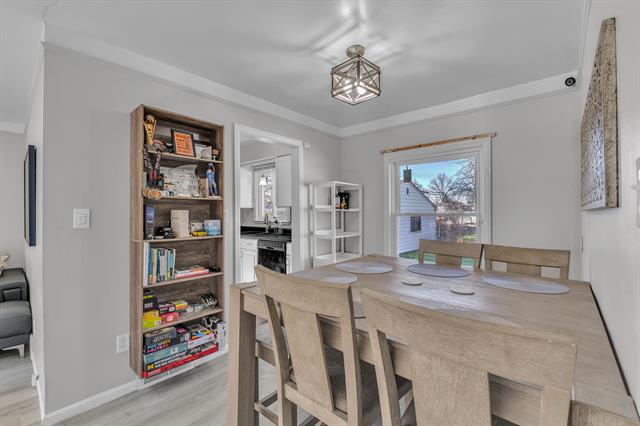 Builiding view ten for 19135 Weyher, Livonia, MI. 48152