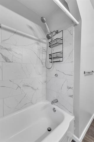 Builiding view twenty for 19135 Weyher, Livonia, MI. 48152