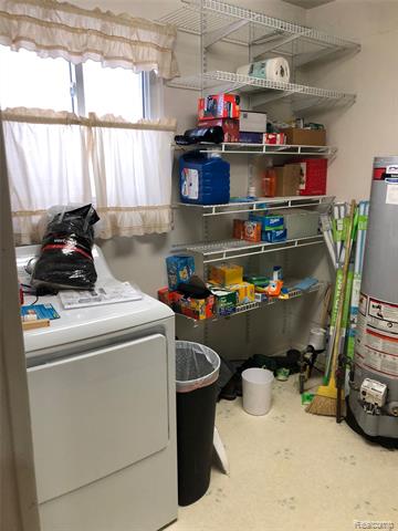 Builiding view seven for 20010 Rensellor, Livonia, MI. 48152