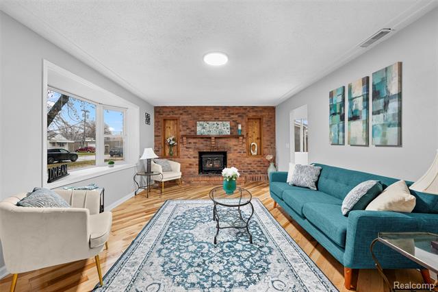 Builiding view seven for 19151 Negaunee, Redford, MI. 48240