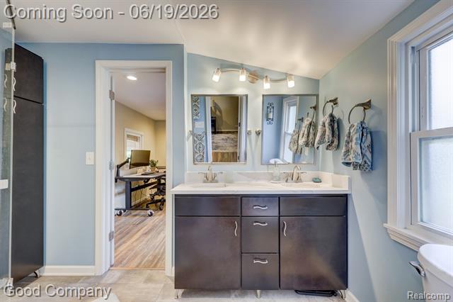 Builiding view twenty six for 540 W Breckenridge, Ferndale, MI. 48220