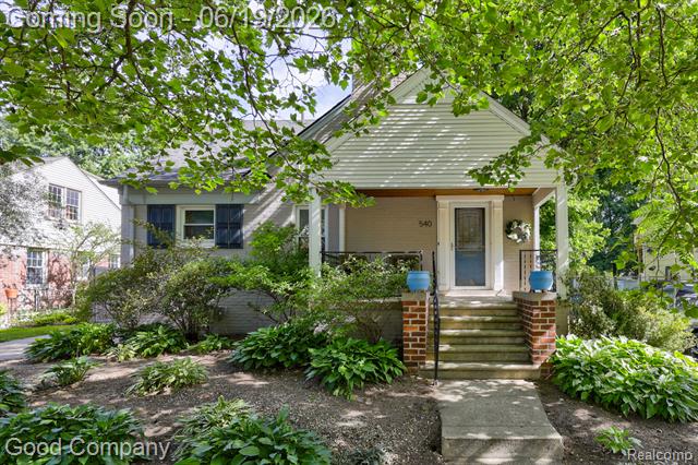 front view for 540 W Breckenridge St, Ferndale, Mi. 48220