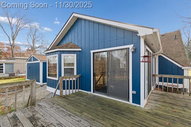 Builiding view forty one for 28140 Terrence, Livonia, MI. 48154