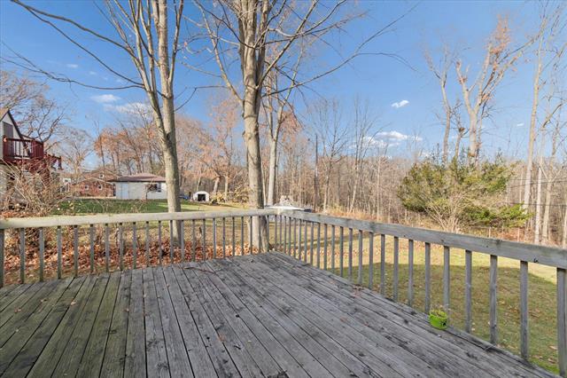 Builiding view forty three for 28140 Terrence, Livonia, MI. 48154