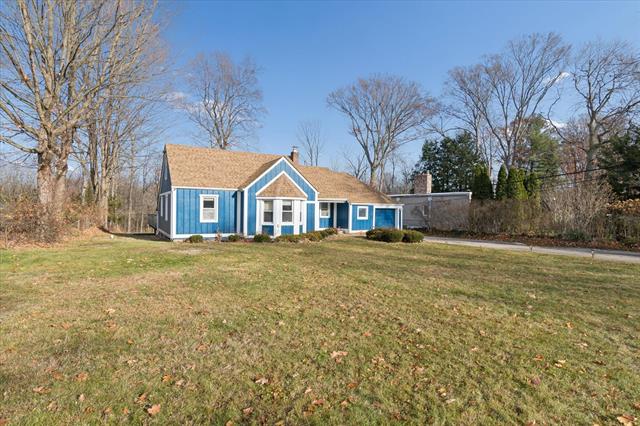 Builiding view four for 28140 Terrence, Livonia, MI. 48154