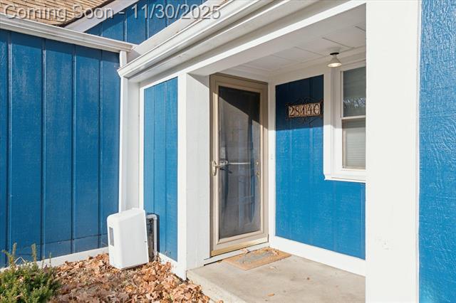 Builiding view seven for 28140 Terrence, Livonia, MI. 48154