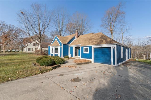 Builiding view six for 28140 Terrence, Livonia, MI. 48154